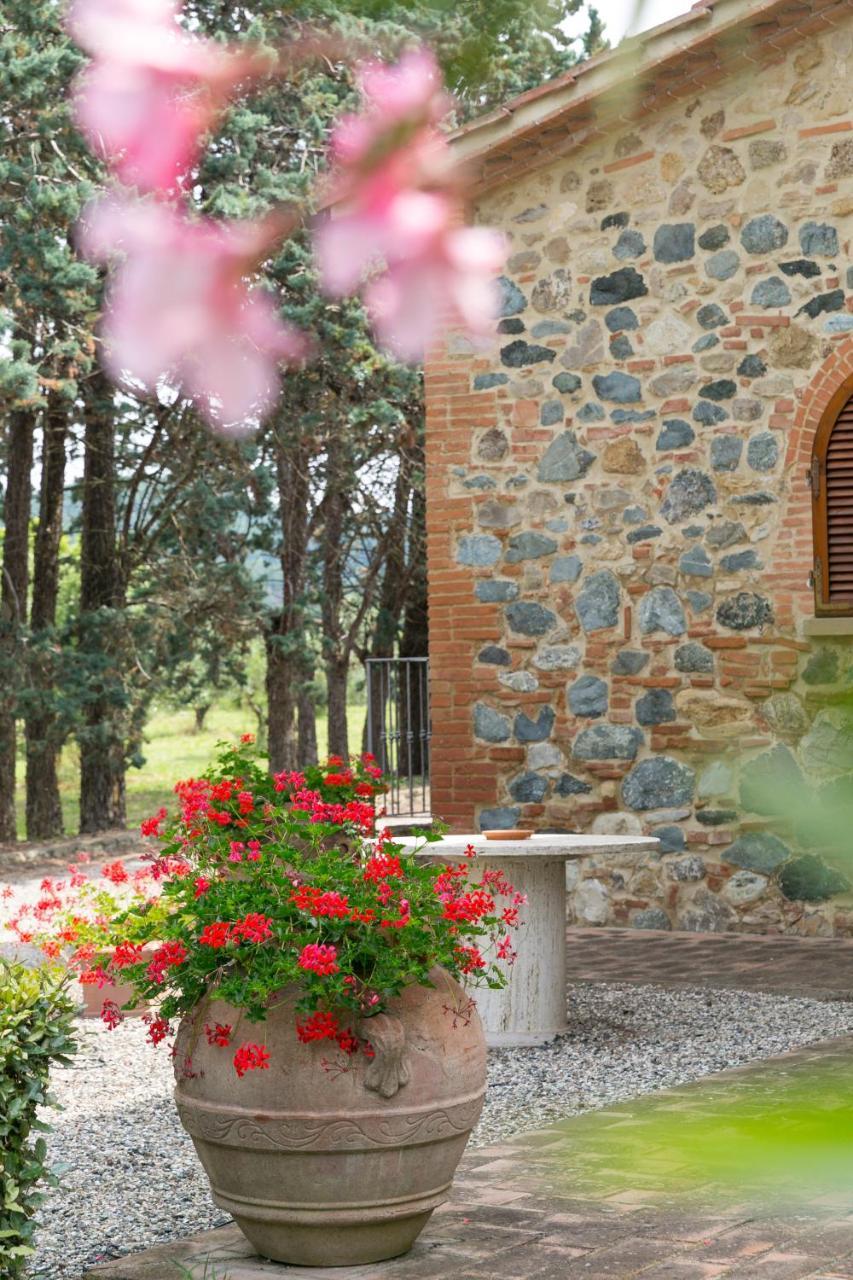 Отель Relais La Pieve Vecchia Рипарбелла Экстерьер фото
